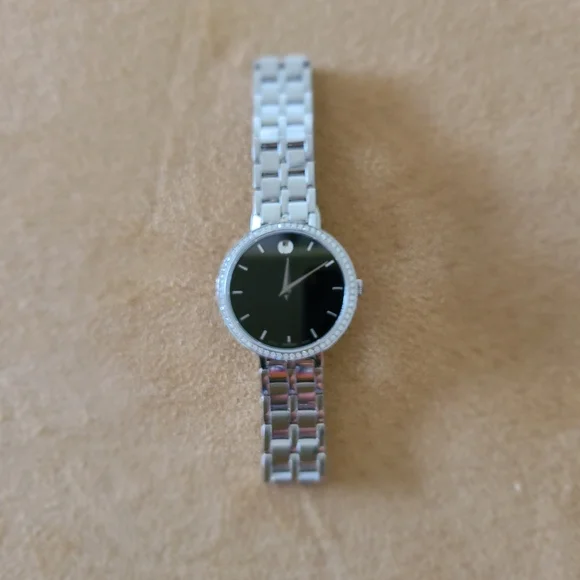Movado Kora 1/4ct Diamond ladies watch - Picture 2 of 6